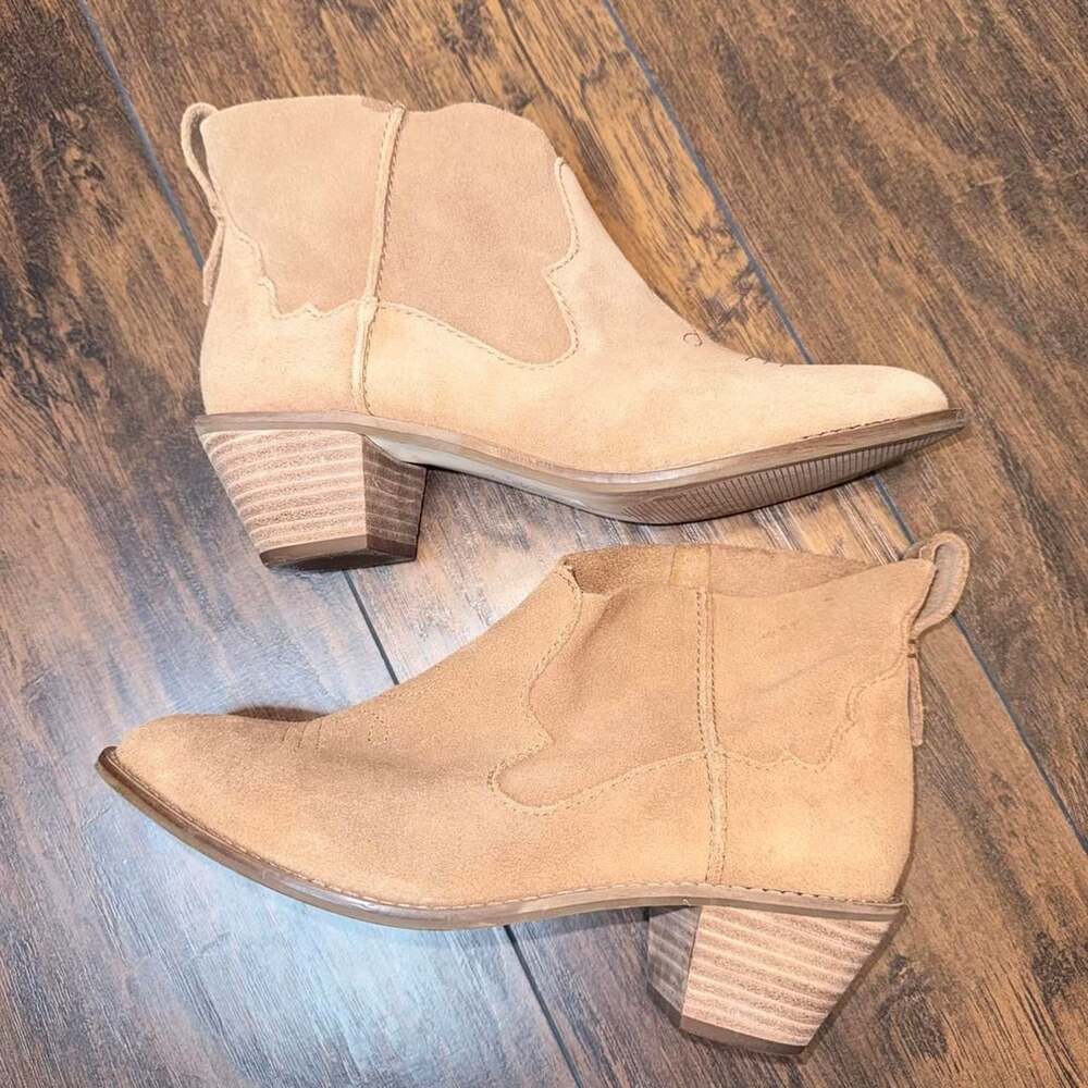 Kelsi Dagger Brooklyn Suede Western Ankle Boots Size 7.5 Tan